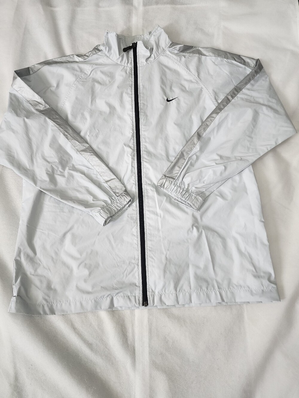 Nike  Windbreaker / Rain  Jacket with Silver Trim  Size Large